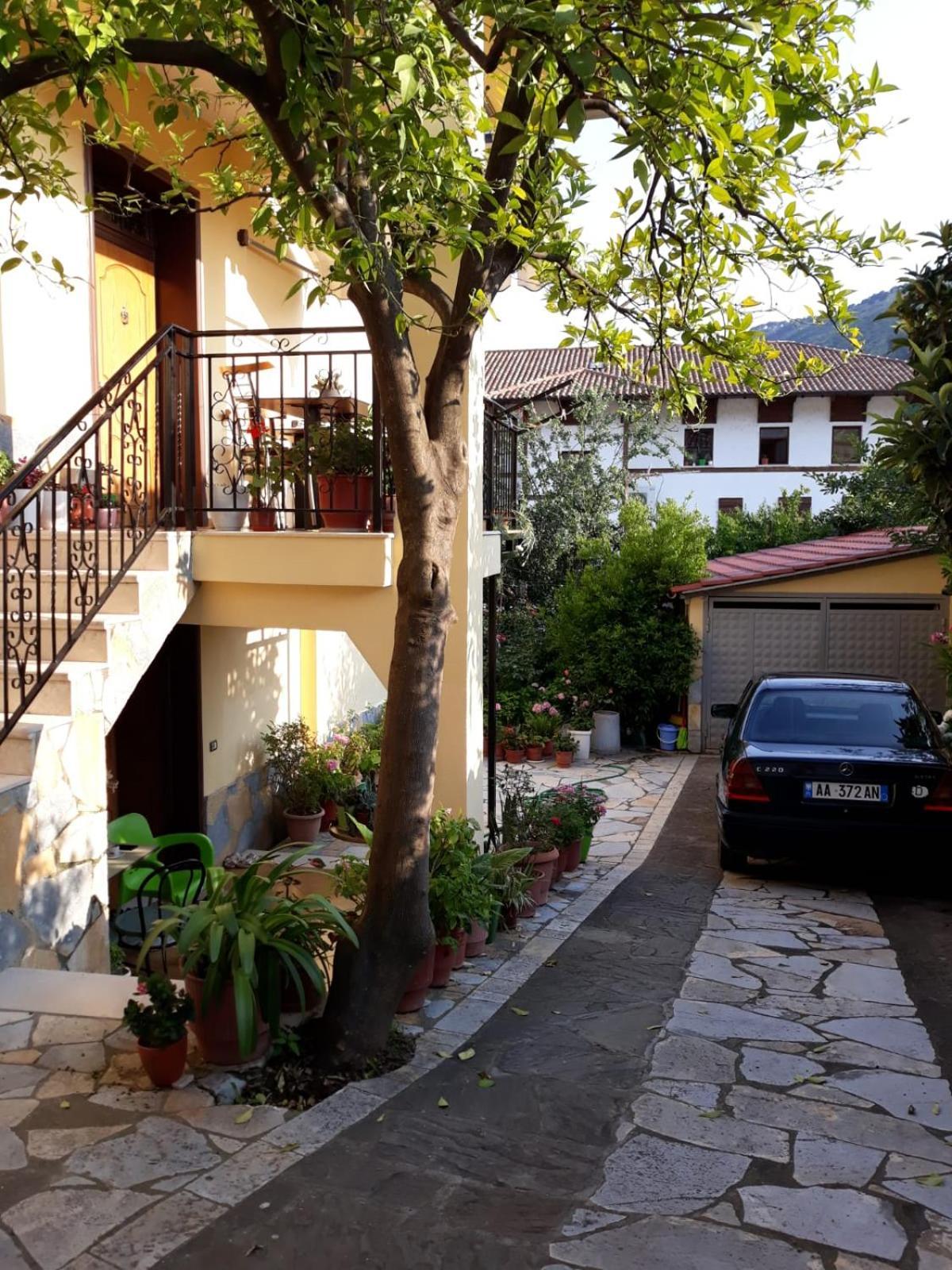 Villa Garden Берат Экстерьер фото